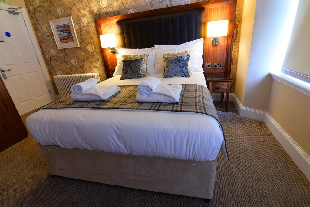 The Townhouse Aberfeldy - Rooms & Breakfast Kültér fotó