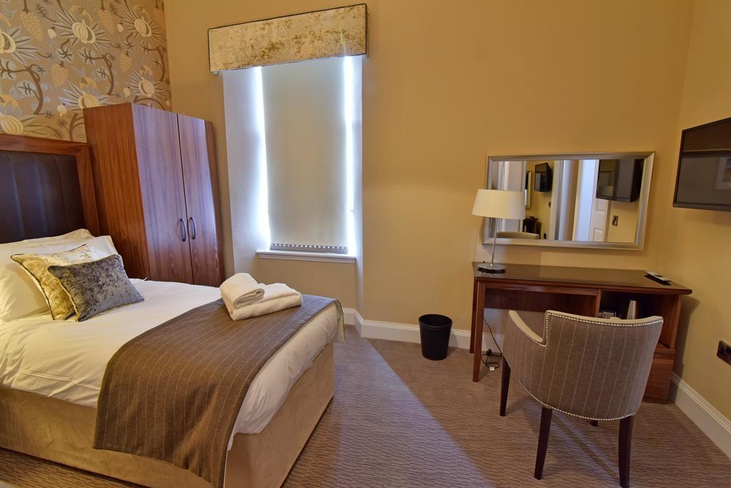 The Townhouse Aberfeldy - Rooms & Breakfast Szoba fotó