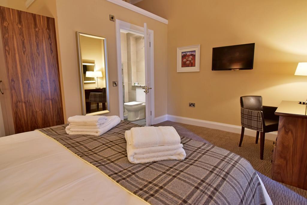 The Townhouse Aberfeldy - Rooms & Breakfast Kültér fotó